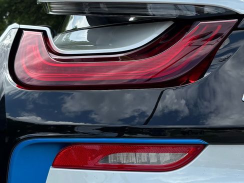 Used 2015 BMW i8 AWD/4WD image 35