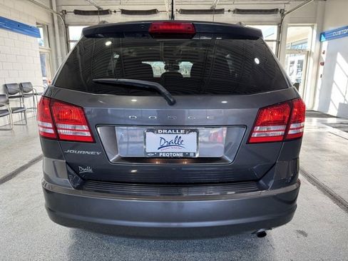 Used 2016 Dodge Journey SE w/ Flexible Seating Group image 9