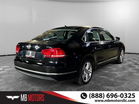 Used 2014 Volkswagen Passat TDI SE image 3