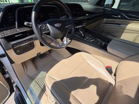 Used 2021 Cadillac Escalade Premium Luxury w/ LPO, Radiant Package image 9