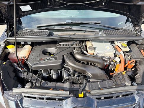 Used 2016 Ford C-MAX Energi SEL w/ Equipment Group 302A image 29