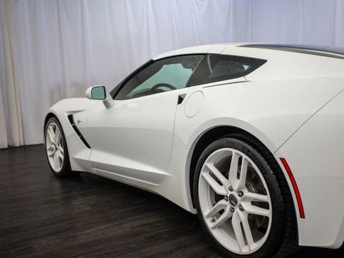 Used 2016 Chevrolet Corvette 2dr Stingray Z51 Coupe w/ 3LT Preferred Equipment Group image 26