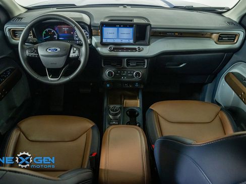 Used 2023 Ford Maverick Lariat image 27