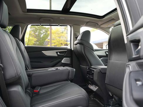 Certified 2026 Acura MDX SH-AWD w/ Technology Package image 32
