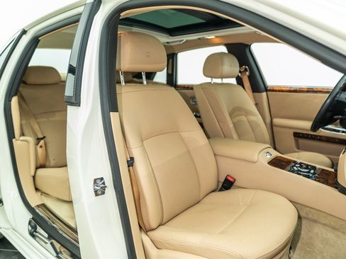 Used 2013 Rolls-Royce Ghost image 45
