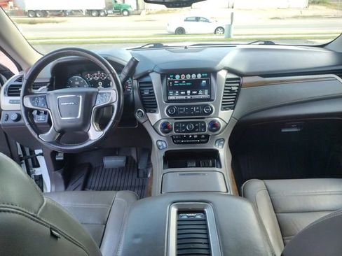 Used 2019 GMC Yukon XL Denali w/ Open Road Package image 14