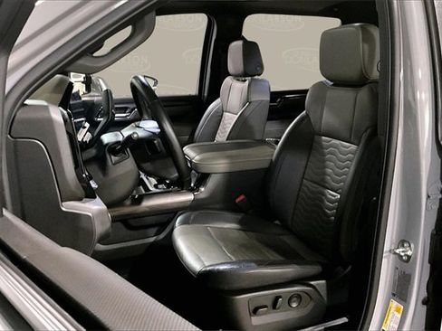 Certified 2024 Chevrolet Silverado 2500 ZR2 w/ Technology Package image 14