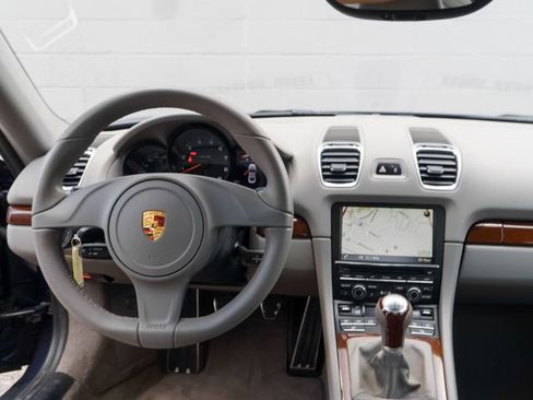 Certified 2016 Porsche Cayman RWD image 23