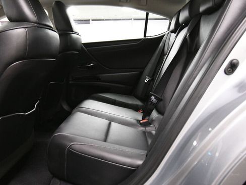 Used 2024 Lexus ES 350 w/ Premium Package image 21