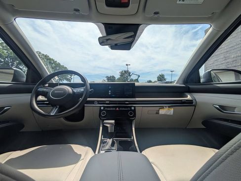 Used 2025 Hyundai Tucson SEL FWD image 24