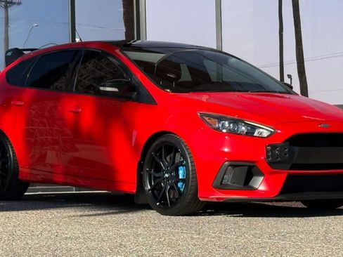 Used 2018 Ford Focus RS image 17