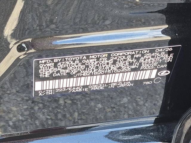 Used 2026 Lexus IS 350 F Sport w/ Accessory Package Z1 RWD image 25