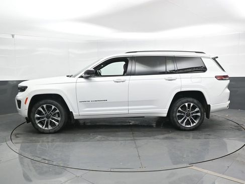 Used 2021 Jeep Grand Cherokee L Overland w/ Advanced Protech Group III image 8