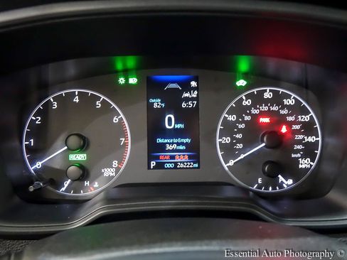 Used 2025 Toyota Corolla Cross AWD Hybrid image 19