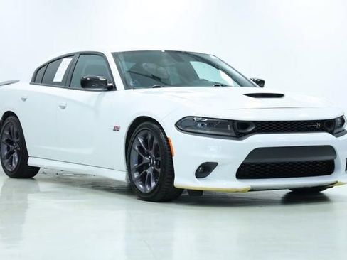 Used 2023 Dodge Charger Scat Pack w/ Plus Group RWD image 3