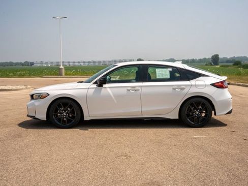Used 2026 Honda Civic Sport image 4