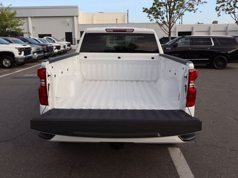 Used 2026 Chevrolet Silverado 1500 Custom AWD/4WD image 12