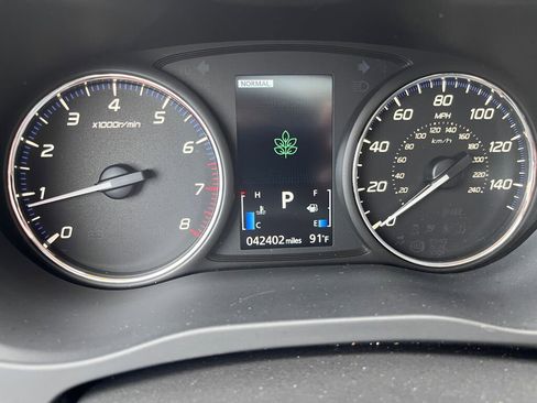 Used 2014 Mitsubishi Outlander GT image 14