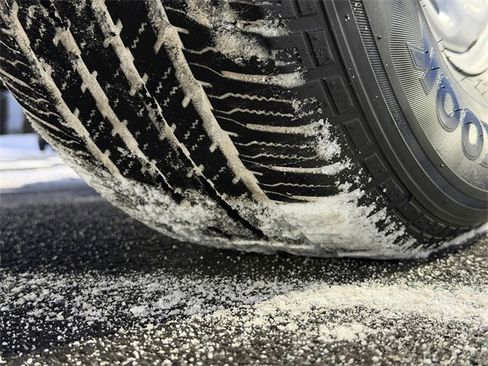 Used 2023 Toyota Tacoma SR image 15