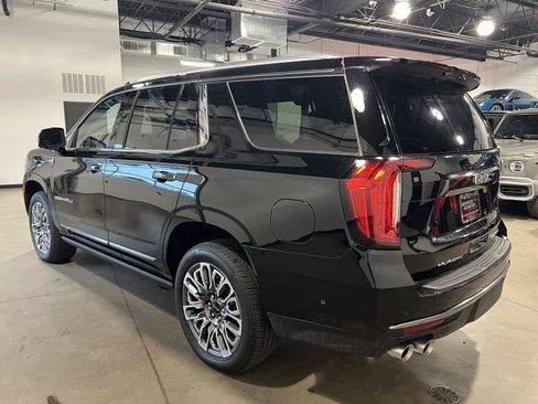 Used 2024 GMC Yukon Denali Ultimate AWD/4WD image 5