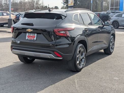 New 2026 Chevrolet Trax LT w/ Driver Confidence Package image 3