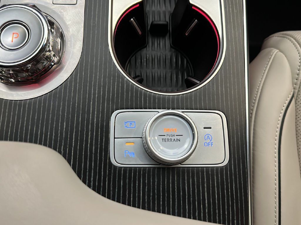 Certified 2026 Genesis GV80 3.5T AWD/4WD image 40