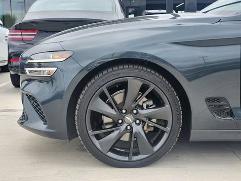 Used 2023 Genesis G70 2.0T w/ Sport Prestige Package RWD image 6
