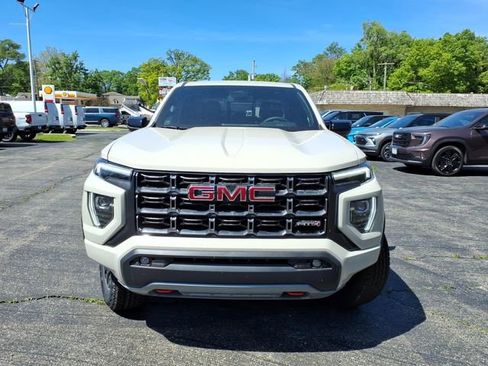 New 2026 GMC Canyon AT4 AWD/4WD image 14