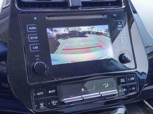 Used 2019 Toyota Prius LE image 20