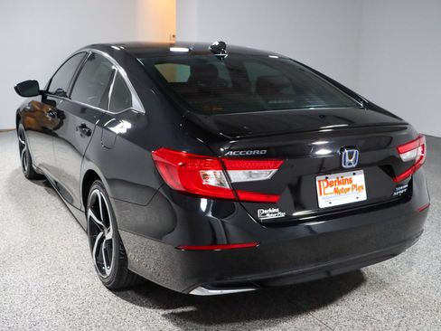 Used 2022 Honda Accord Sport image 9