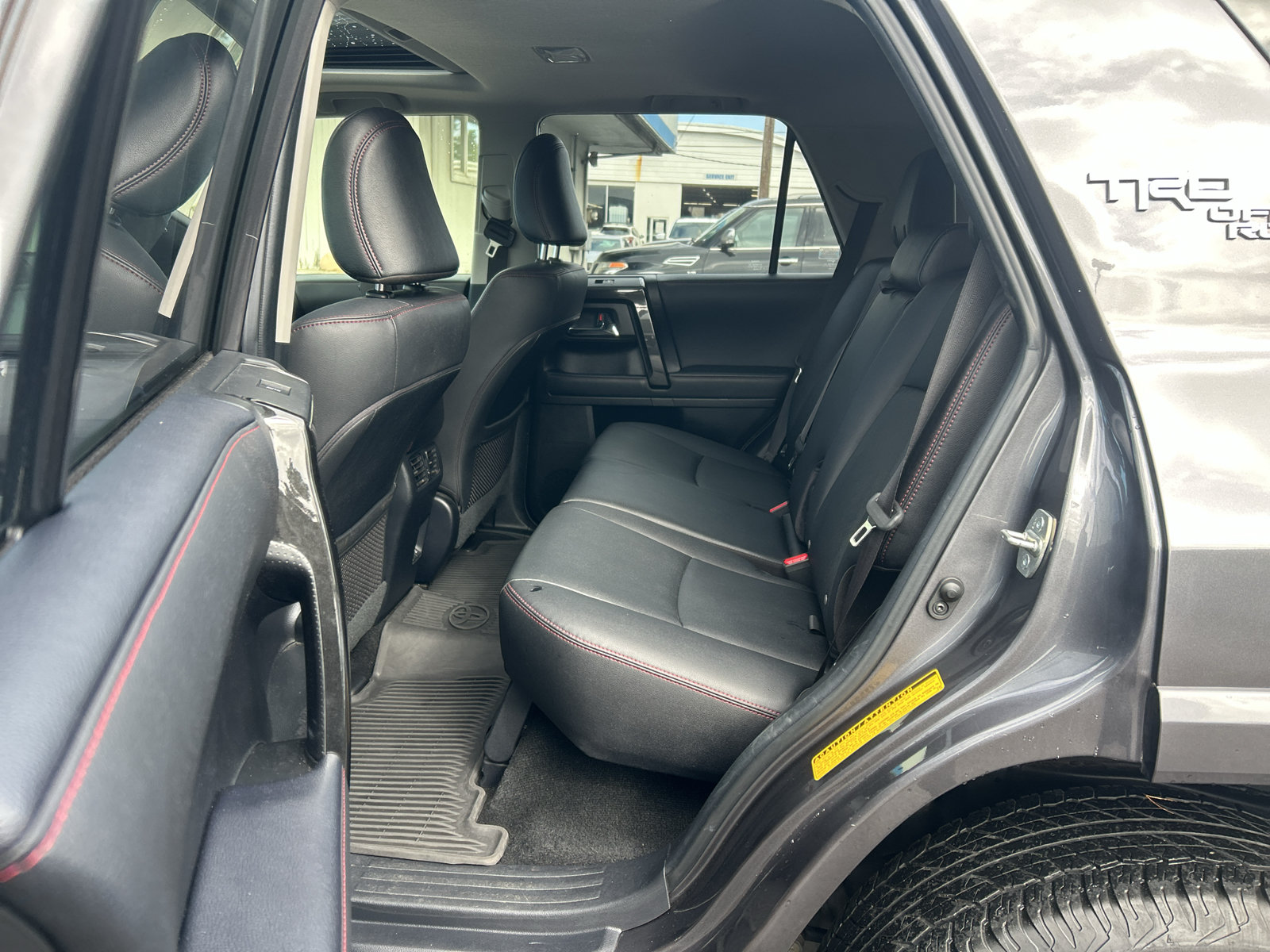 Used 2022 Toyota 4Runner TRD Off-Road Premium w/ Moonroof Package AWD/4WD image 29