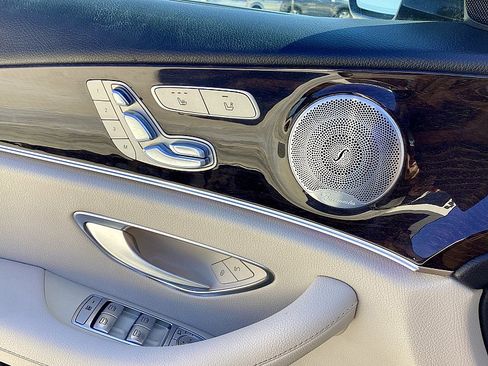 Used 2020 Mercedes-Benz E 350 Sedan w/ Premium Package image 11