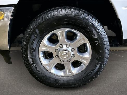 Used 2021 RAM 2500 Big Horn w/ Level 1 Equipment Group image 8