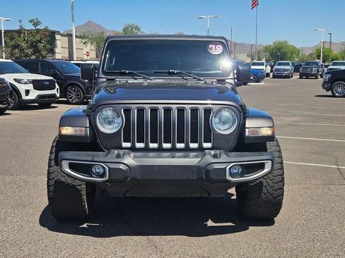 Used 2019 Jeep Wrangler Unlimited Sahara AWD/4WD image 2