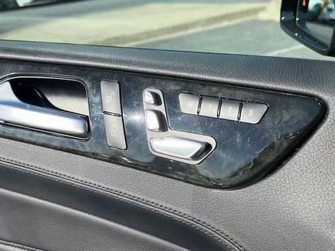 Used 2017 Mercedes-Benz GLE 43 AMG 4MATIC image 39