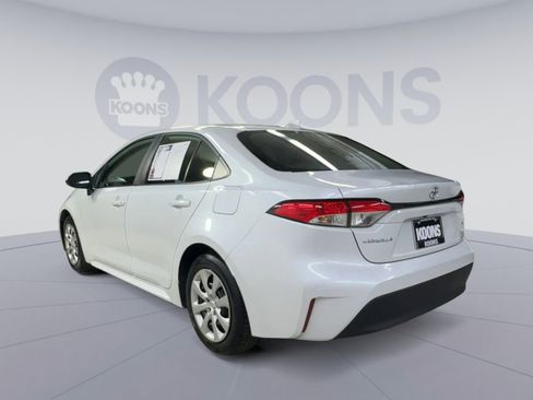 Used 2024 Toyota Corolla LE FWD image 8