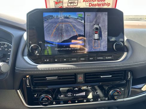 Certified 2023 Nissan Rogue SL w/ SL Premium Package image 17