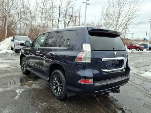 Used 2023 Lexus GX 460 Premium image 3