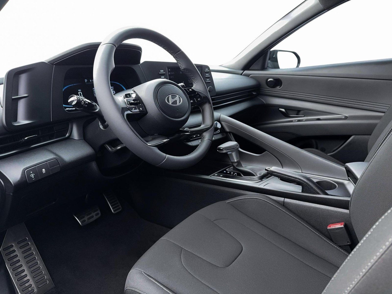 New 2026 Hyundai Elantra SEL Sport FWD image 14
