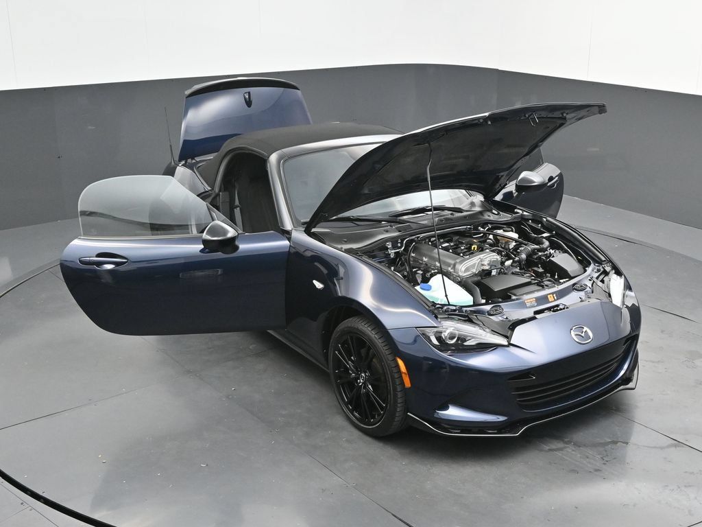 Used 2025 MAZDA MX-5 Miata Club RWD image 46