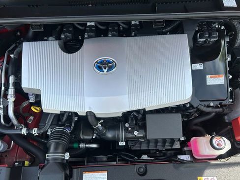 Certified 2022 Toyota Prius Limited w/ Premium Convenience Package image 19