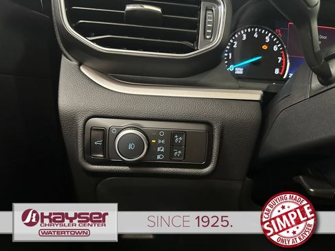 Used 2023 Ford Explorer XLT w/ Equipment Group 202A AWD/4WD image 19