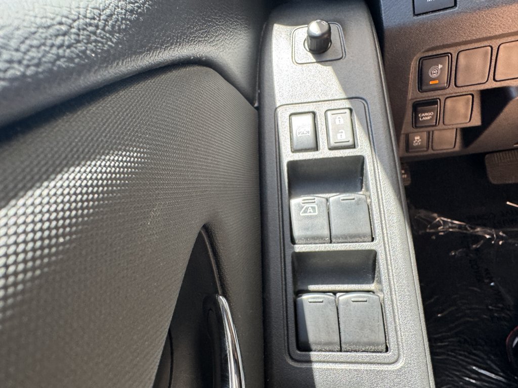 Used 2024 Nissan Frontier Pro-X w/ Technology Package RWD image 31