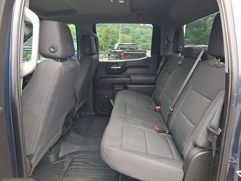 Used 2022 GMC Sierra 1500 Pro w/ Pro Value Package AWD/4WD image 10