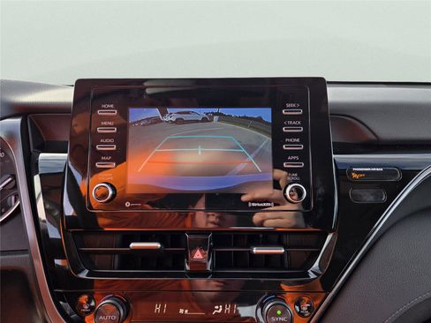 Used 2024 Toyota Camry LE image 15