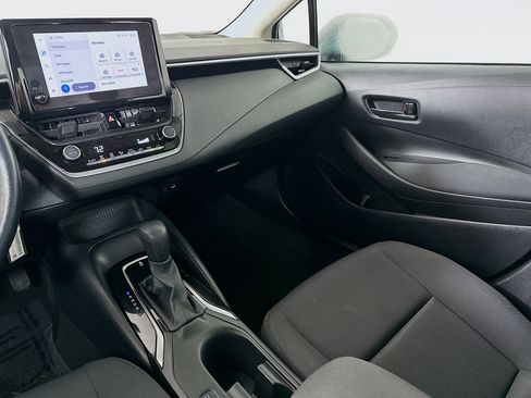 Used 2023 Toyota Corolla LE image 21