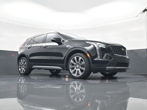Used 2023 Cadillac XT4 Premium Luxury image 15