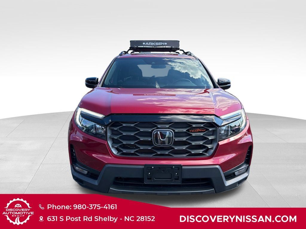 Used 2022 Honda Passport TrailSport image 2