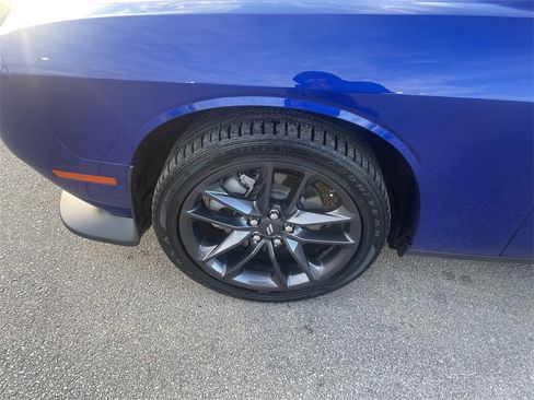 Used 2022 Dodge Challenger GT w/ Plus Package image 9