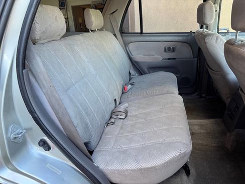 Used 2002 Toyota 4Runner SR5 image 14